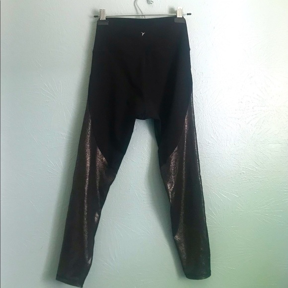 Active by Old Navy Black and Metallic Gold Leggings Full Length Size M - Picture 8 of 8
